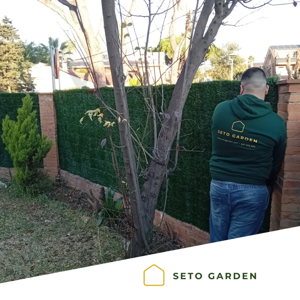 Cómo elegir un fabricante de seto artificial en España